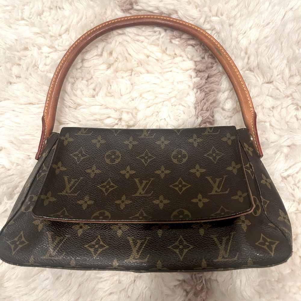 Louis Vuitton hand bag